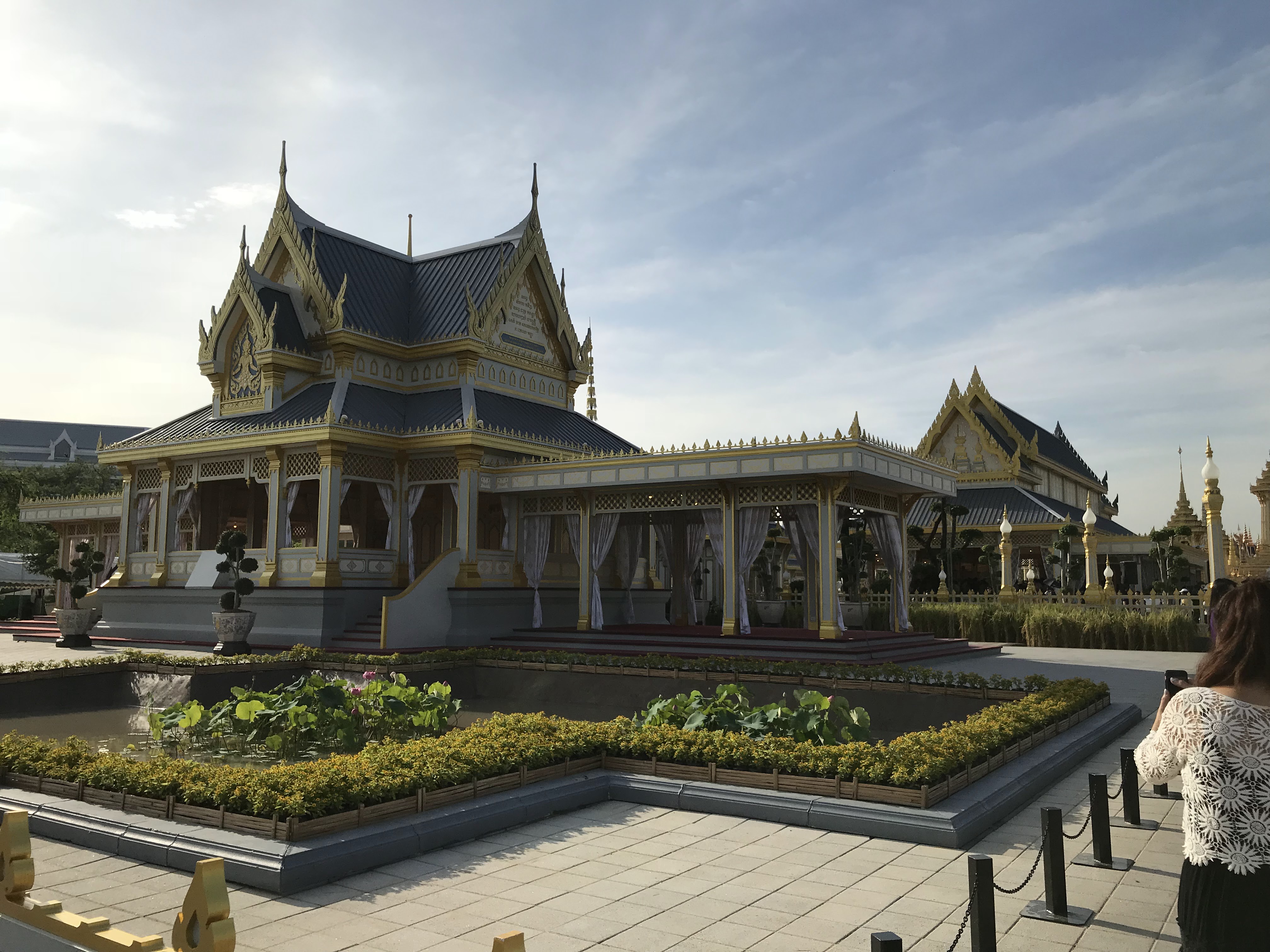 皇家田广场（Sanam Luang · สนามหลวง）